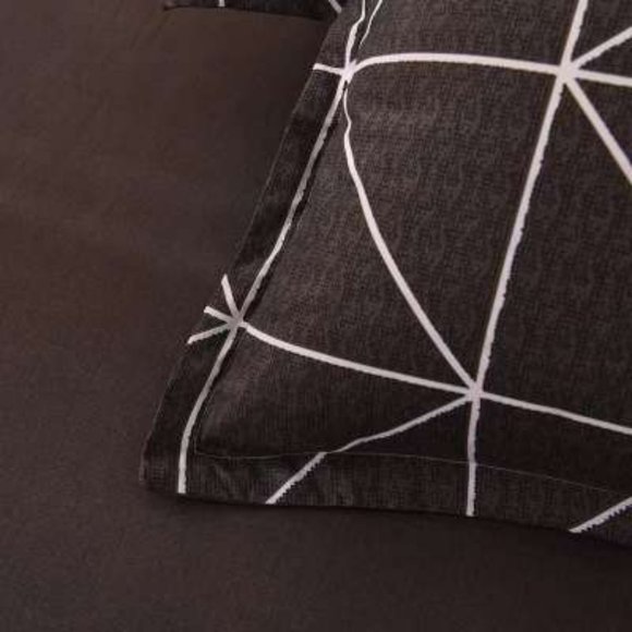 Premium Microfiber Bedding Set of Four - Picture 7 of 8